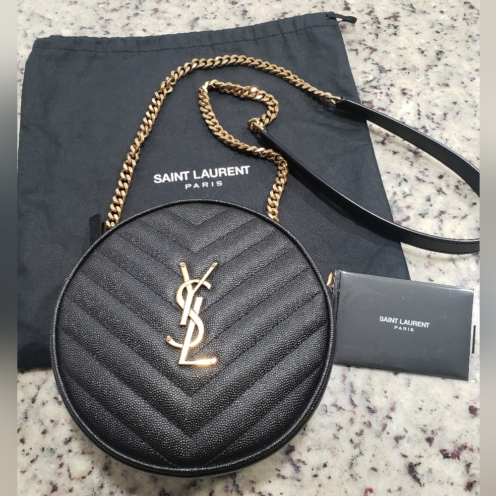Saint Laurent Black Vinyle Round bag Grain de Poudre embossed leather